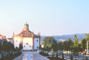 Barcelos, Blick auf die kapelle Nossa Senhor da Cruz